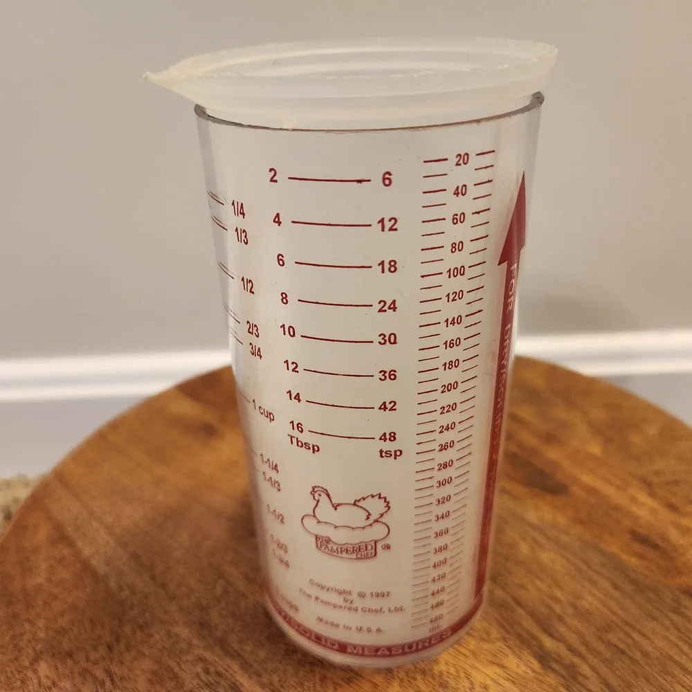 Pampered Chef Measure-All Dry/Solid 2 Cup Measuring Cup #2225